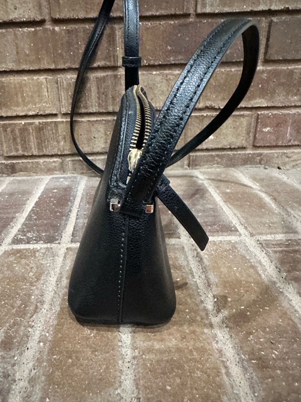 Kate Spade Black Dome Crossbody Purse - Excellent Condition - Sleek Minimalist - Picture 6 of 10